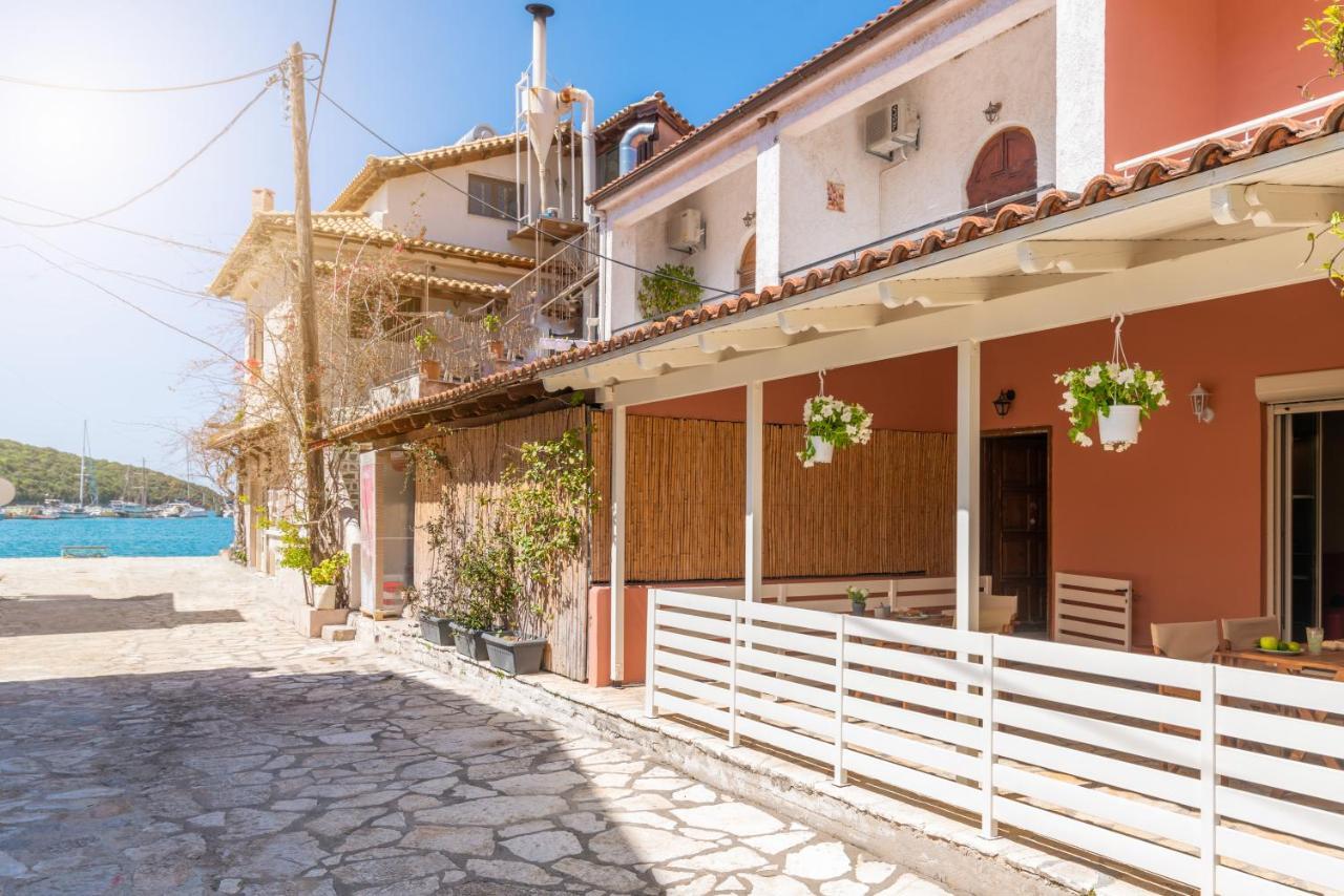 Τrilogy Studios Sívota المظهر الخارجي الصورة
